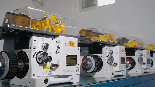 NC送料機(jī)顯示屏不亮是什么原因？