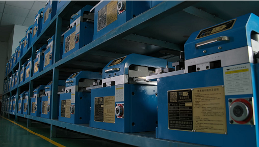 怎么調(diào)試伺服送料機(jī)？